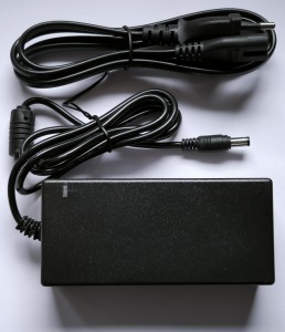 Netzteil 12V/5A
